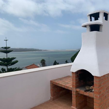 Вілла A Casa Da Foz Nadadouro Екстер'єр фото