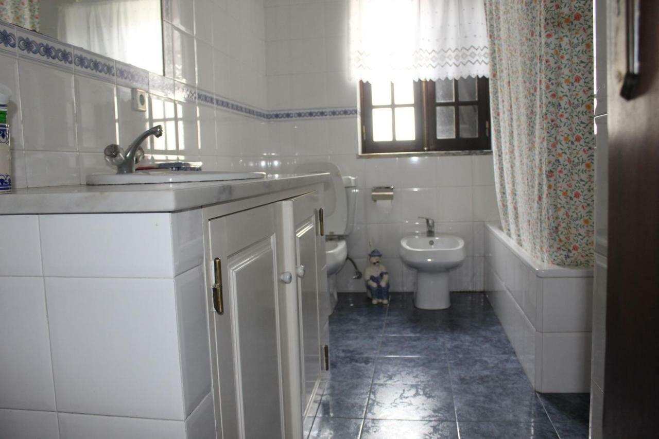 Вілла A Casa Da Foz Nadadouro Екстер'єр фото